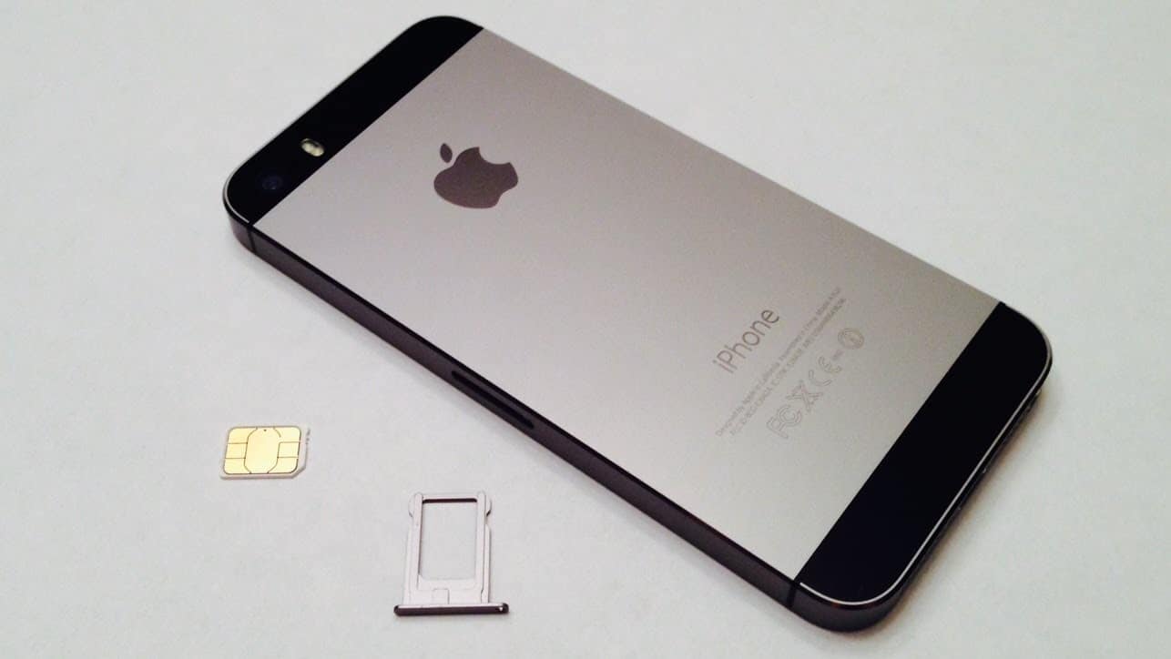 How to Put SIM Card in iPhone Techzillo