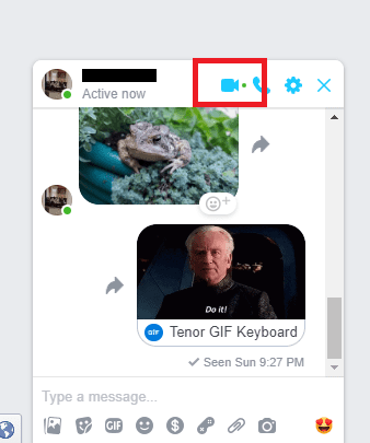 Green dot beside camera on chat facebbook